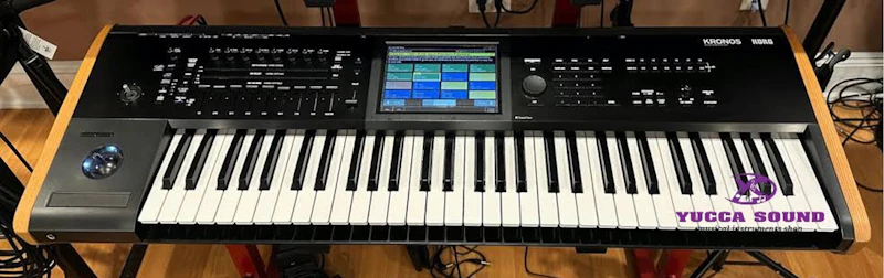 Korg KRONOS 2 61 Key Workstation Synthesizer – On Display