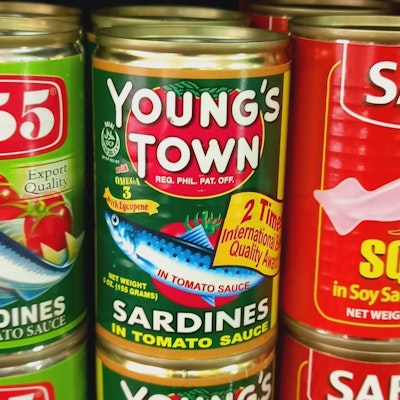 Young's Town Sardines in Tomato Sauce (Namaste)