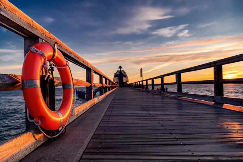 Sonnenaufgang auf der Seebrücke in Sellin