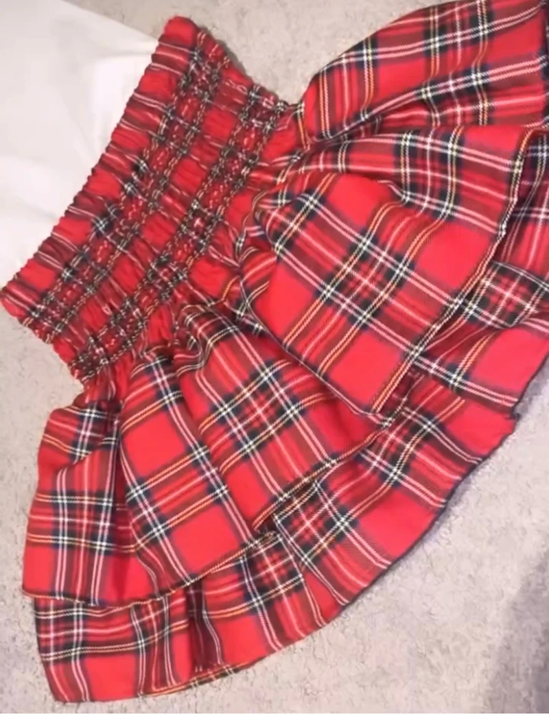Red tartan ruffle skirt 