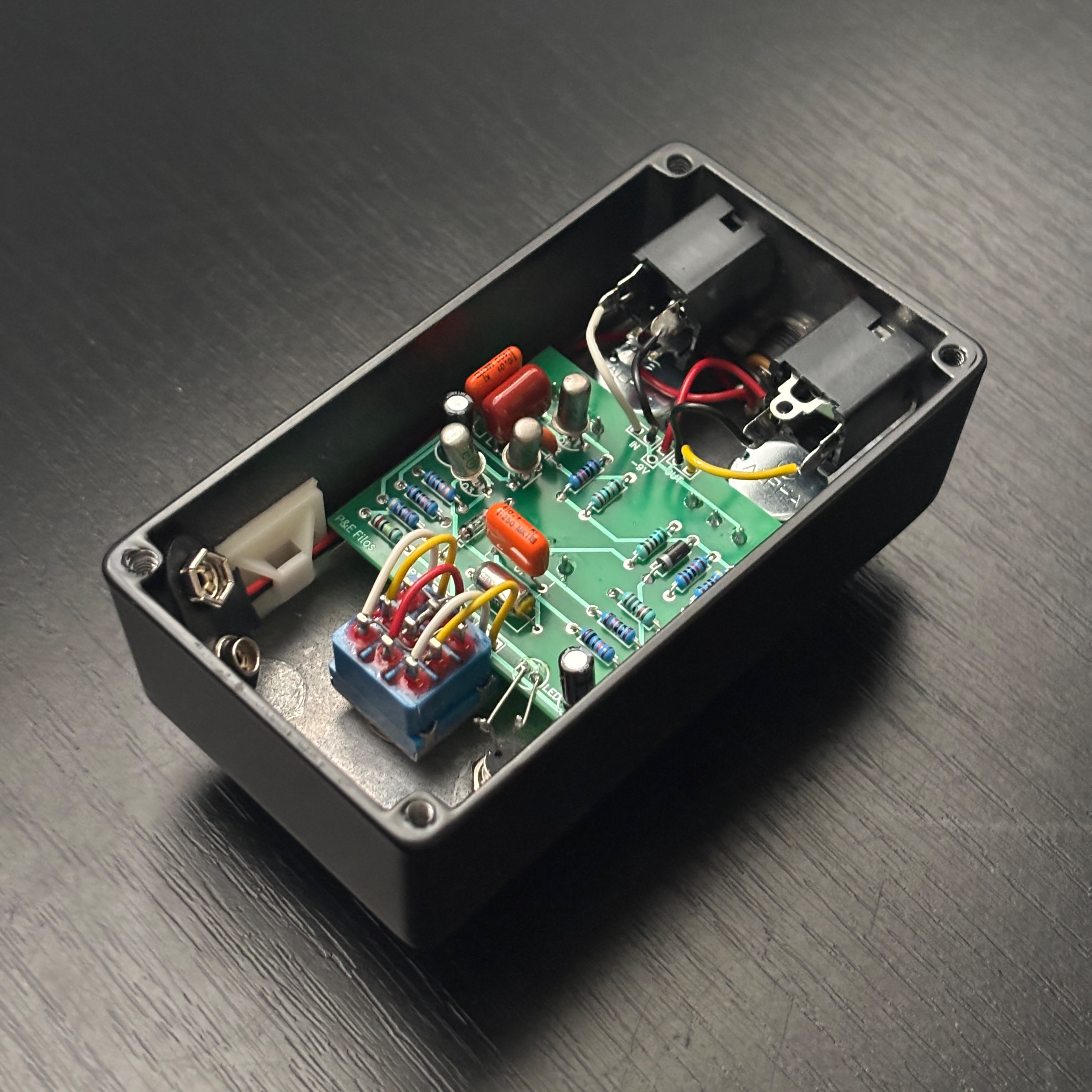 二刀流ToneBender Deimos Germanium Fuzz 二刀流ToneBender Deimos Germanium Fuzz 二刀流ToneBender