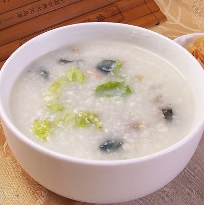 Lean Meat Porridge with Century eggs (南方花園八座康哥瘦肉粥)