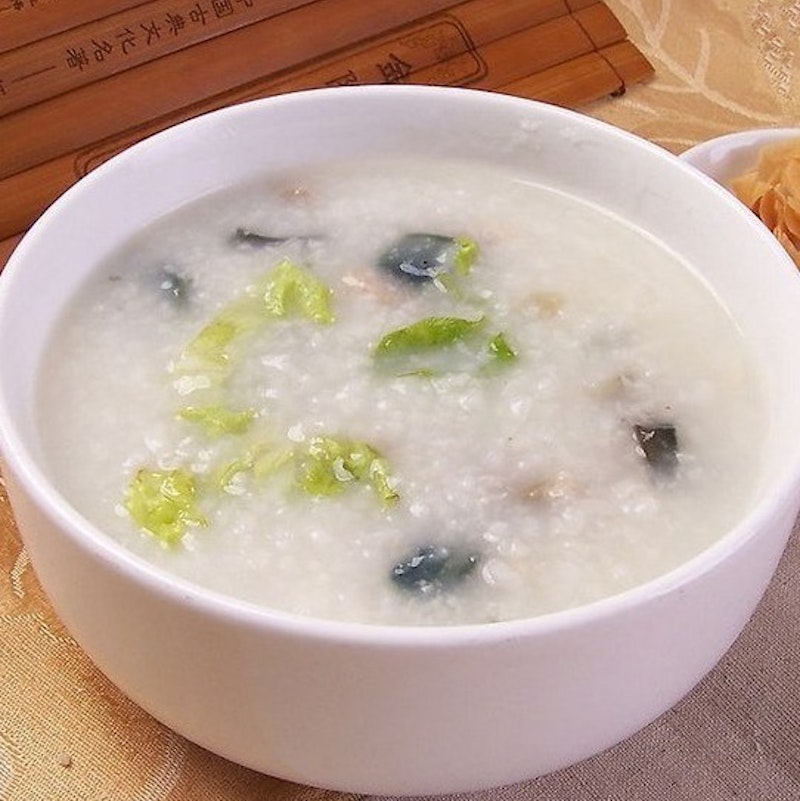 Lean Meat Porridge with Century eggs (南方花園八座康哥瘦肉粥)