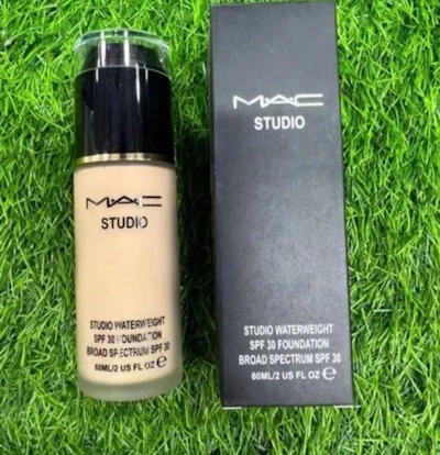 MAC studio foundation