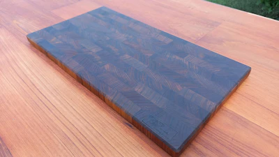 Flat black, a teak wood end grain cutting board