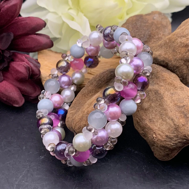 •• SÅLD •• 3-radigt armband SYREN lila/rosa/grå