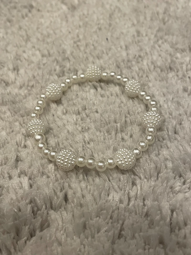 Big white Pearls