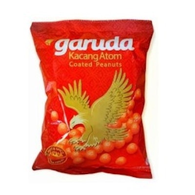 Garuda kacang atom coated peanuts spicy flavor (Indomarket)