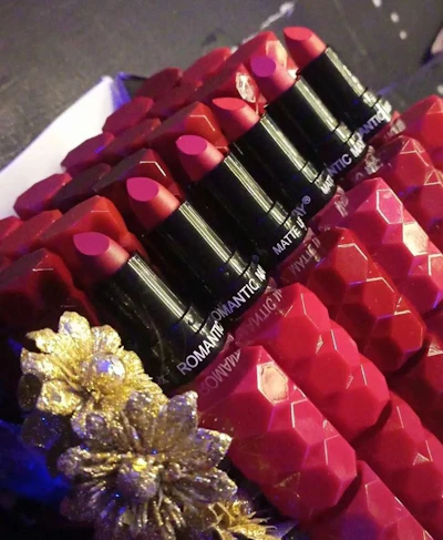 Romantic lipstick