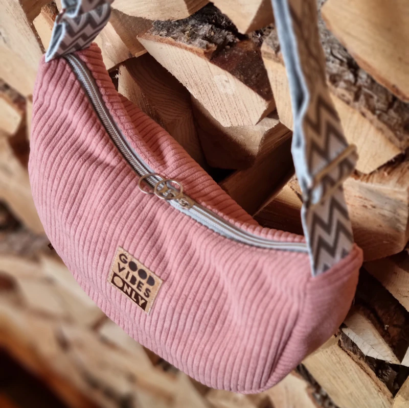 Bananentasche Cord, Größe S, rosa