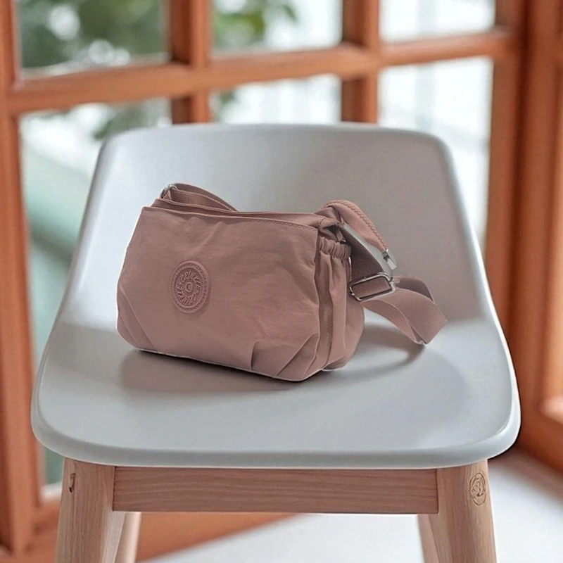 CRINKLE Compact Collection Hand Bag 