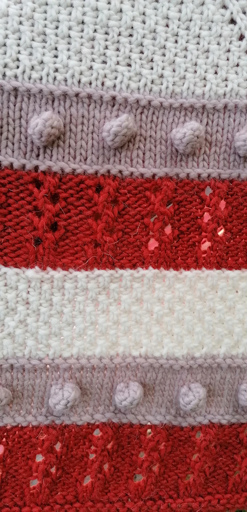 Triangular scarf with massive thread, made of 100% virgin wool, will be made in your favorite color (to order)