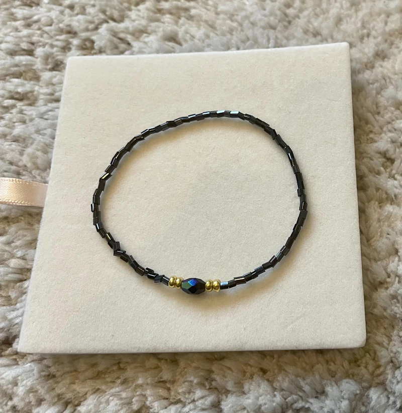 Blue Basic mit Glasschliffperle