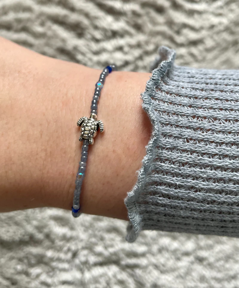Blue Turtle Armband