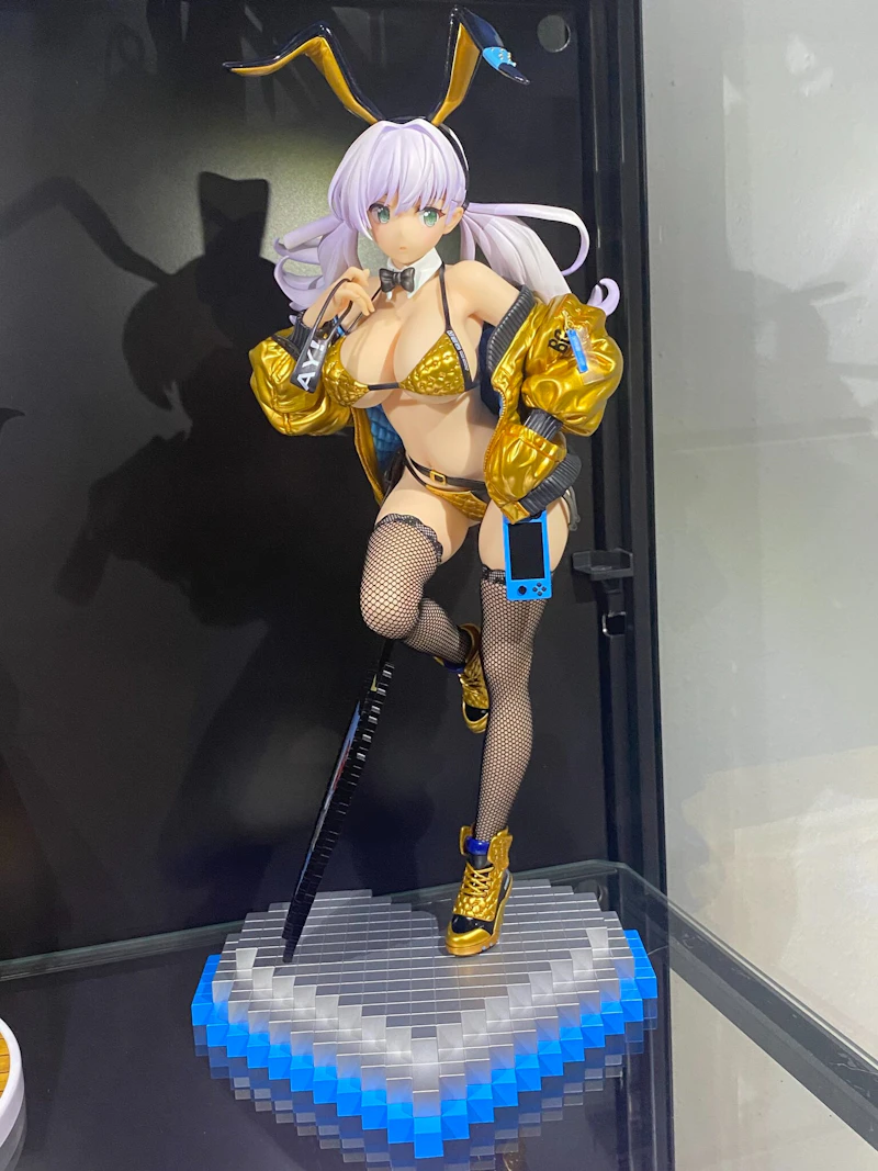Original - Skytube - Usada Mimi - 1/6 - Gold ver. (Alphamax)