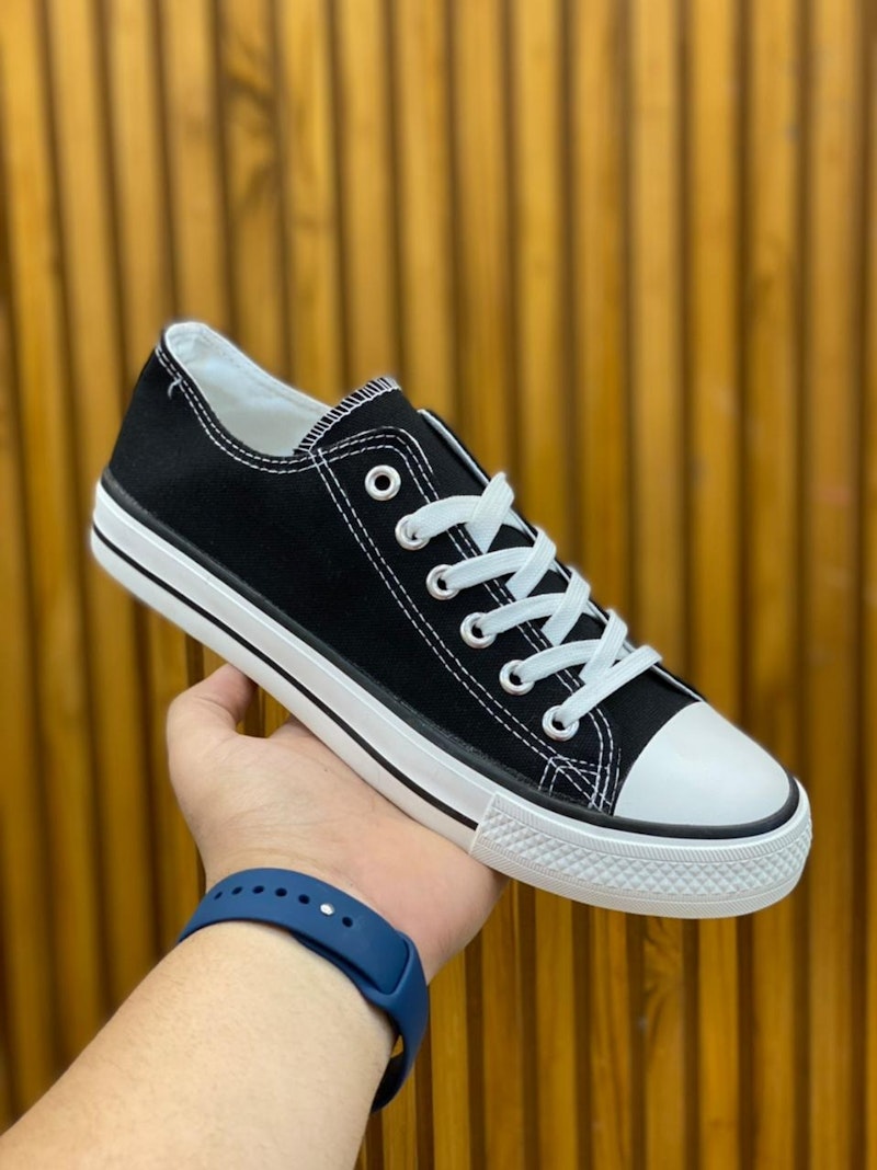 Converse Chuck Taylor All-Star sneaker