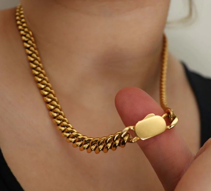 Classic Cuban Necklace - Gold