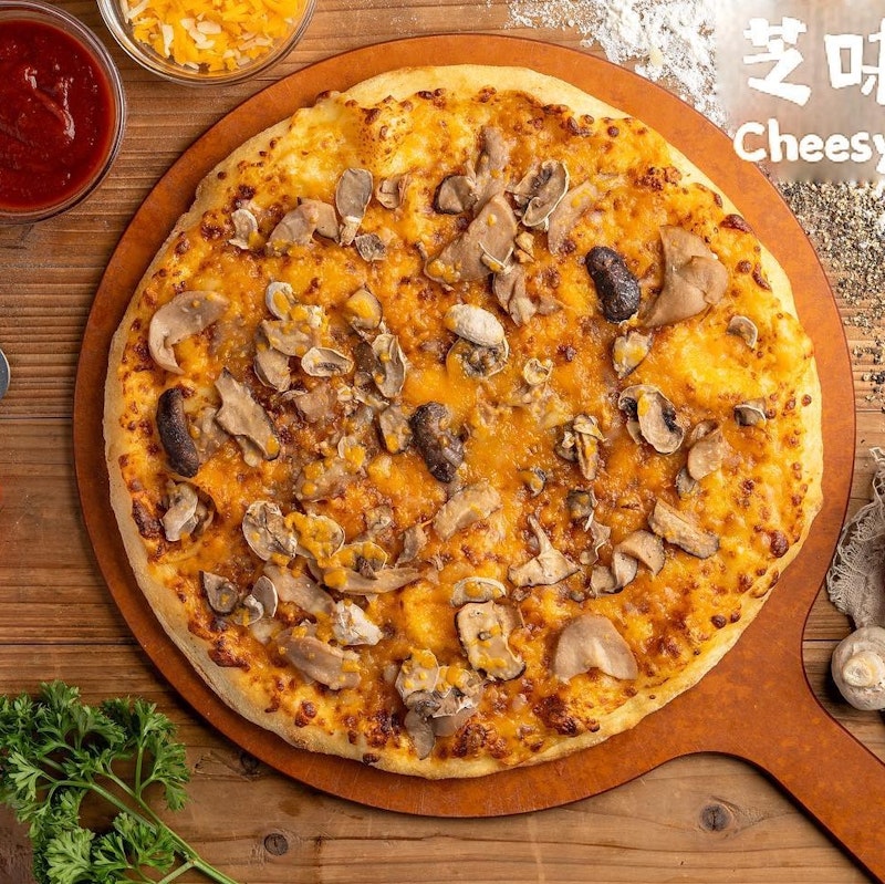 Cheesy Truffle 10 inches Pizza with Ingredients ( Pizza time )