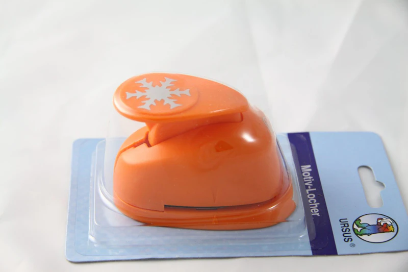 Motivstanzer mittel "Schneeflocke"