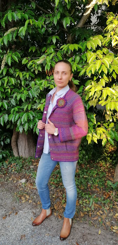 Womens jacket, hand knitted with stripes and raglan, will be made in your favorite color (to order)