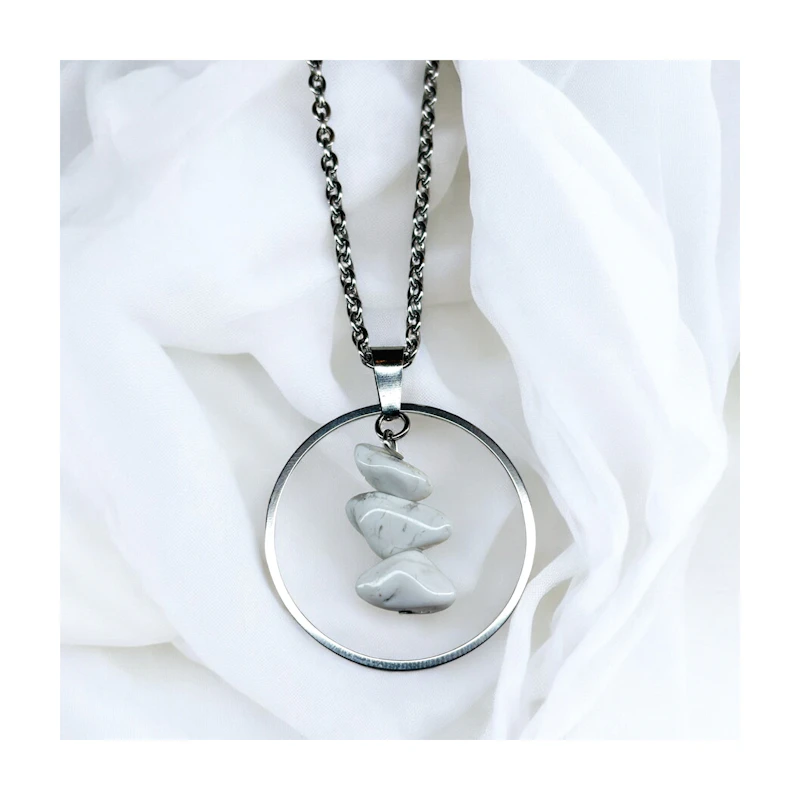 Kette "Sina" mit Howlith