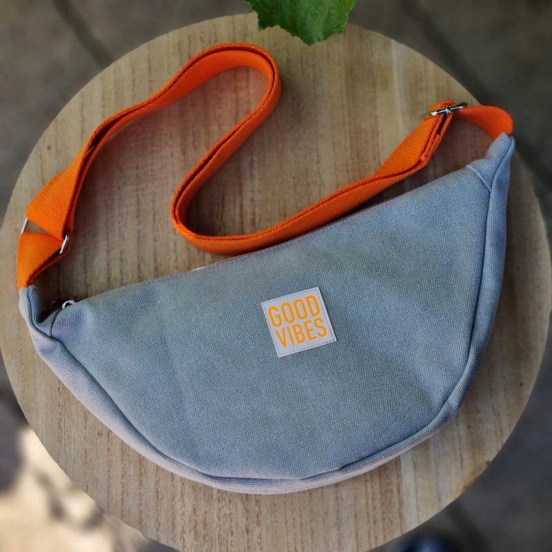Moonbag, Crossbody Bag, grau
