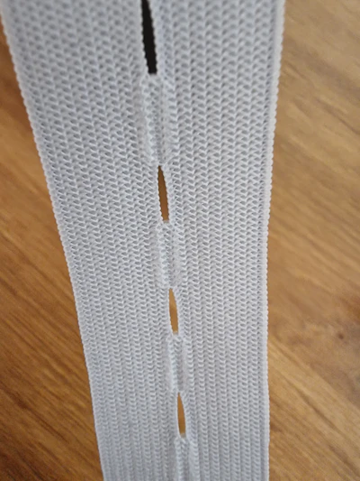 Knopfloch- Gummiband von Prym, 25mm