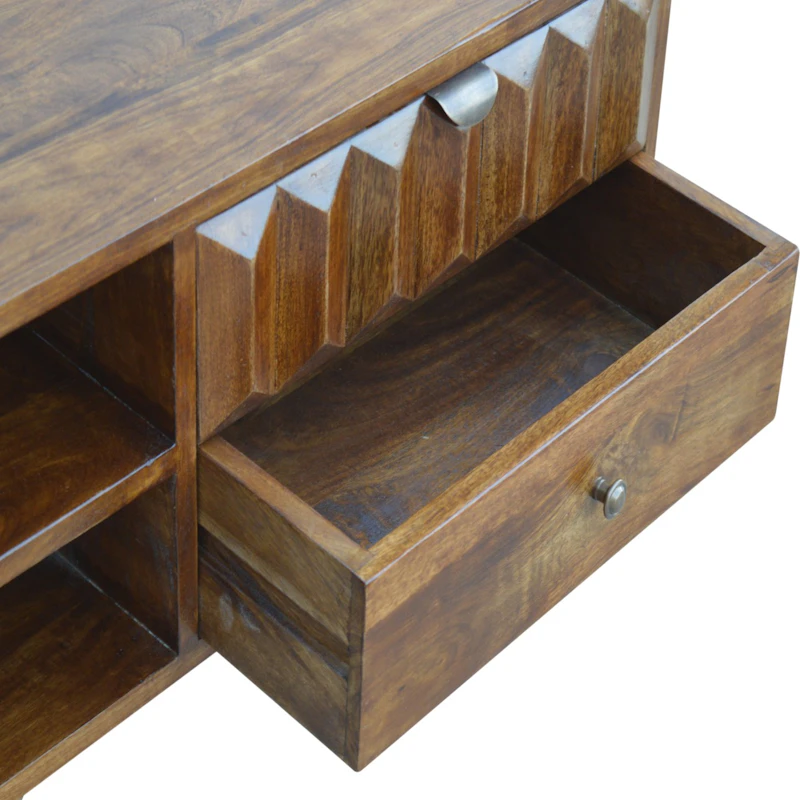Prism Media Unit, Chestnut