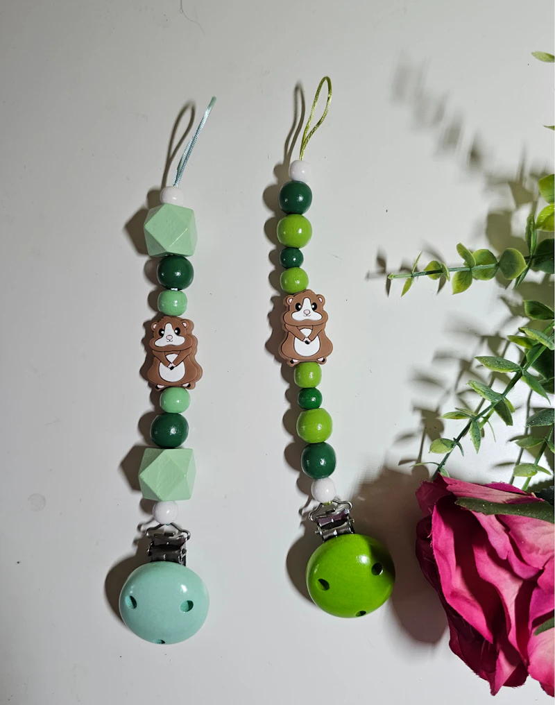 Schnullerketten mit (Meer)Schwein