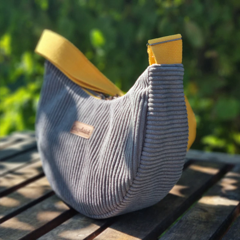 Bananentasche Cord, Größe S, grau