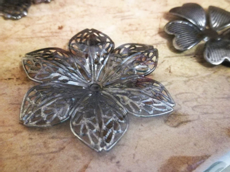 Vintage Metal Flowers 1