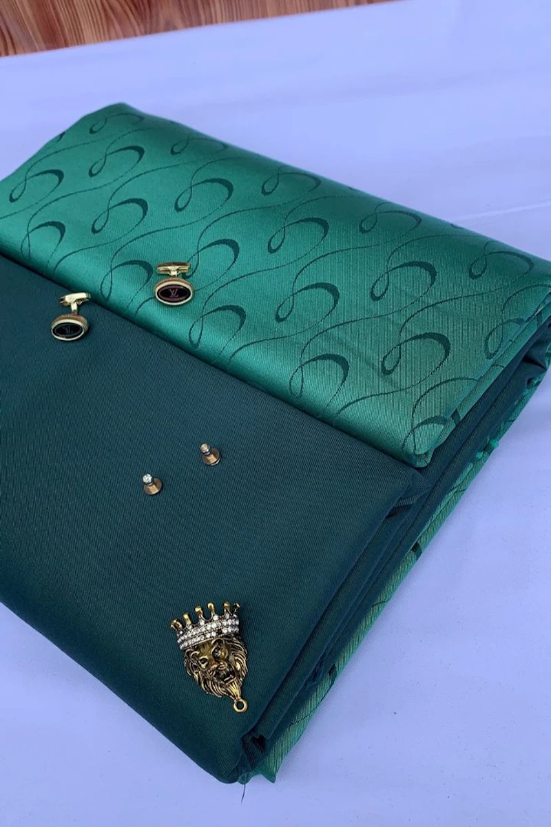 Mint green and green Senator