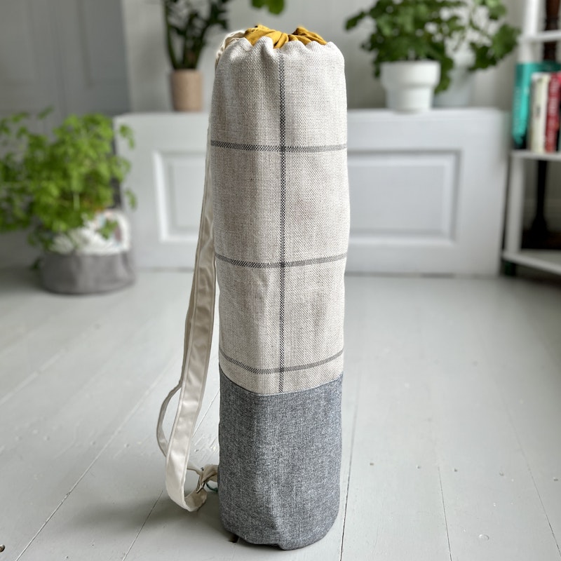 Grey Plaid Yoga Mat Bag