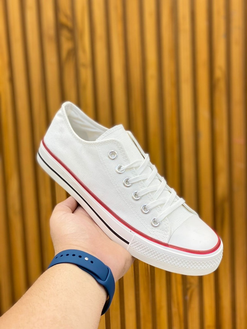 Converse Chuck Taylor All-Star sneaker