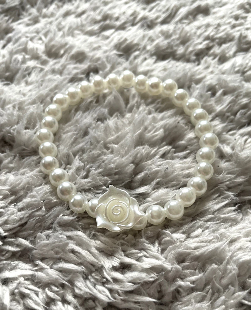 Beige Rose