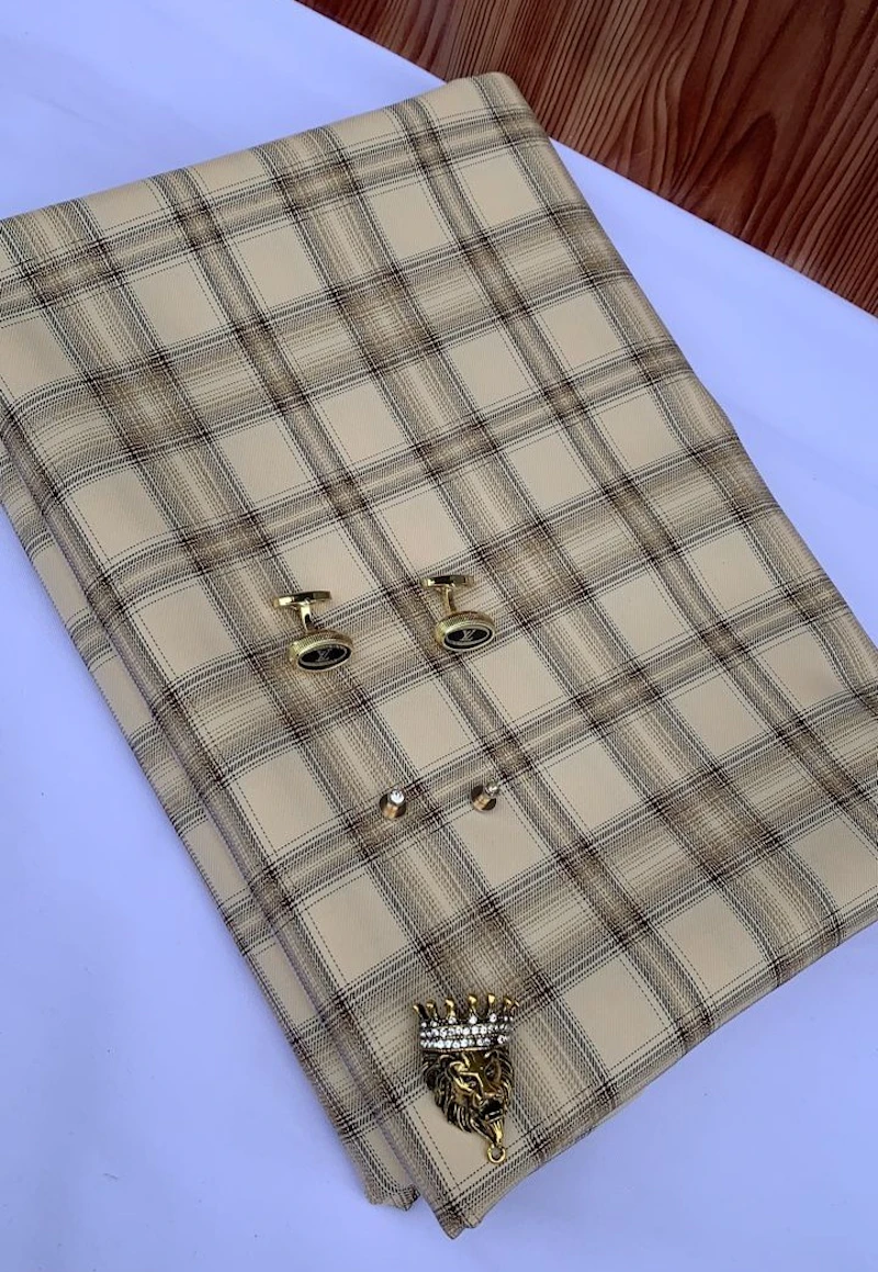 Check design light brown Senator