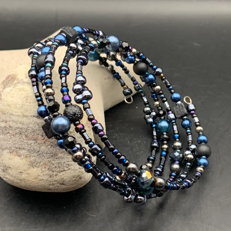 •• SÅLD •• Memory wire - 5 varv BLACK BLUE