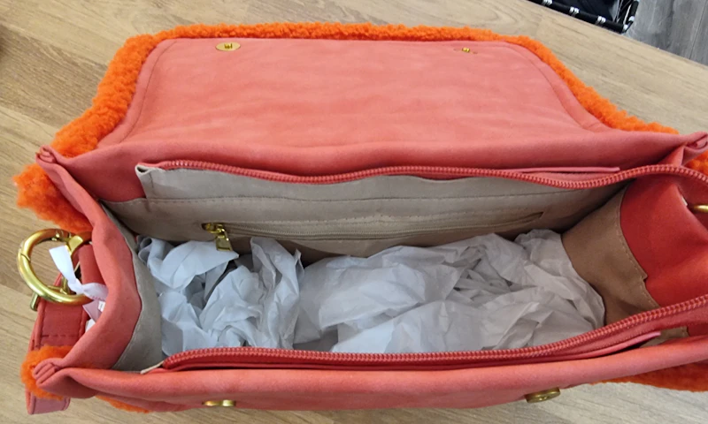 Orange Handtasche, Plüschig