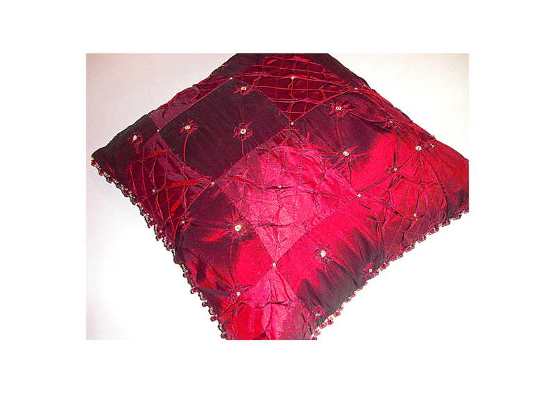 Rouge Beaded Edge - Reversible Throw Pillow