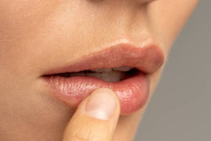 💬 Taglietti agli angoli della bocca? Potrebbe essere una carenza di vitamina B