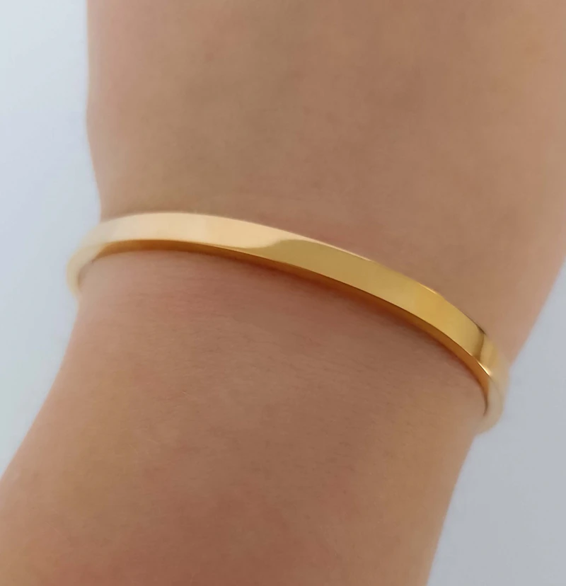 Tasnia Bangle