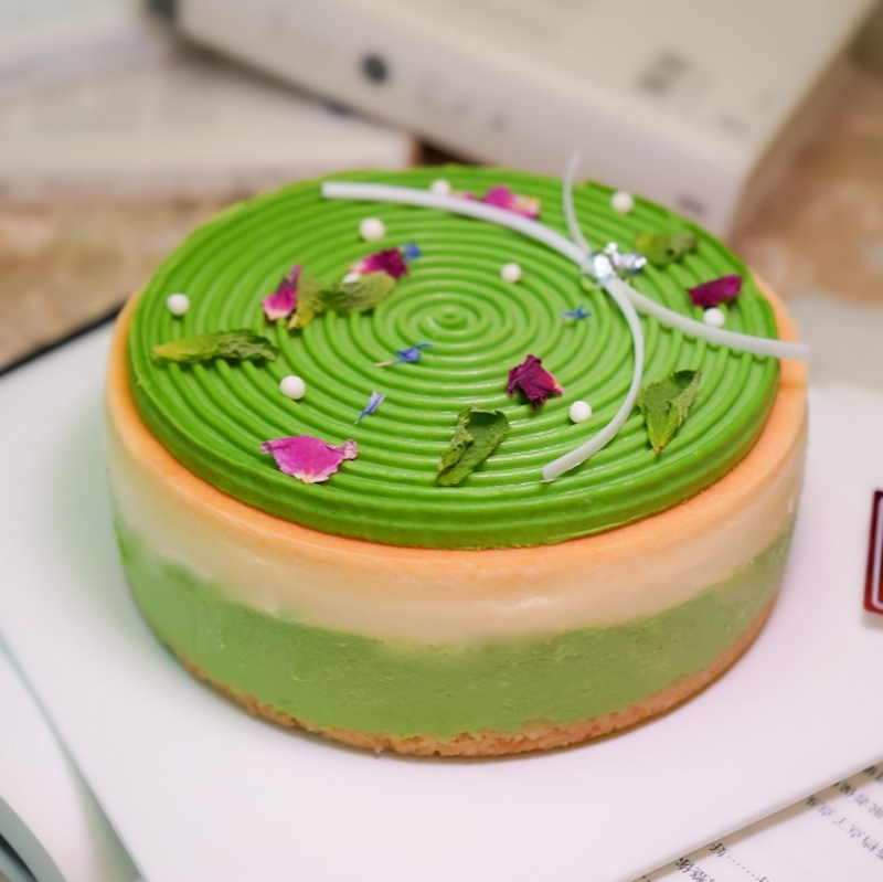 Matcha cheese cake 6 inches (Cafe free)