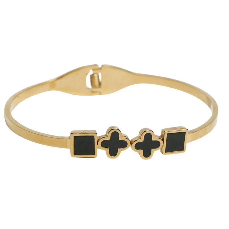 Exclusive Square Necklace and Bracelet
