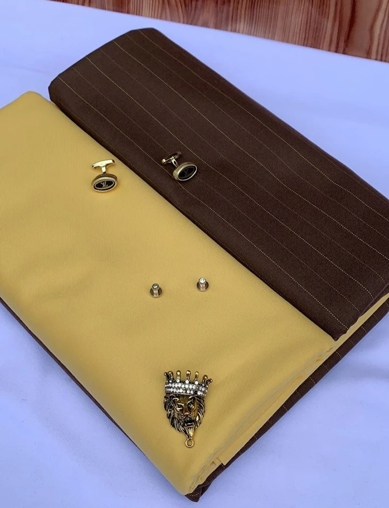 Gold and brown Senator