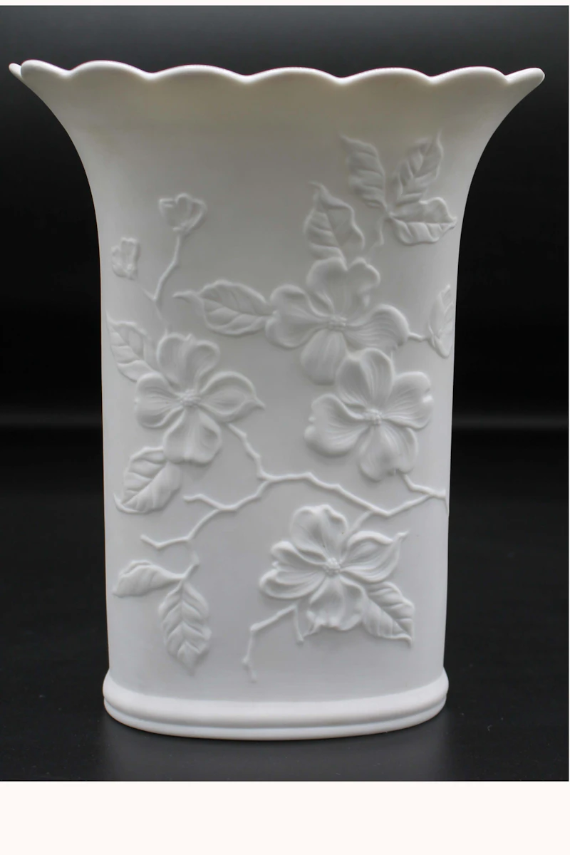 Antikes Vase von der Firma Kaiser, weiß