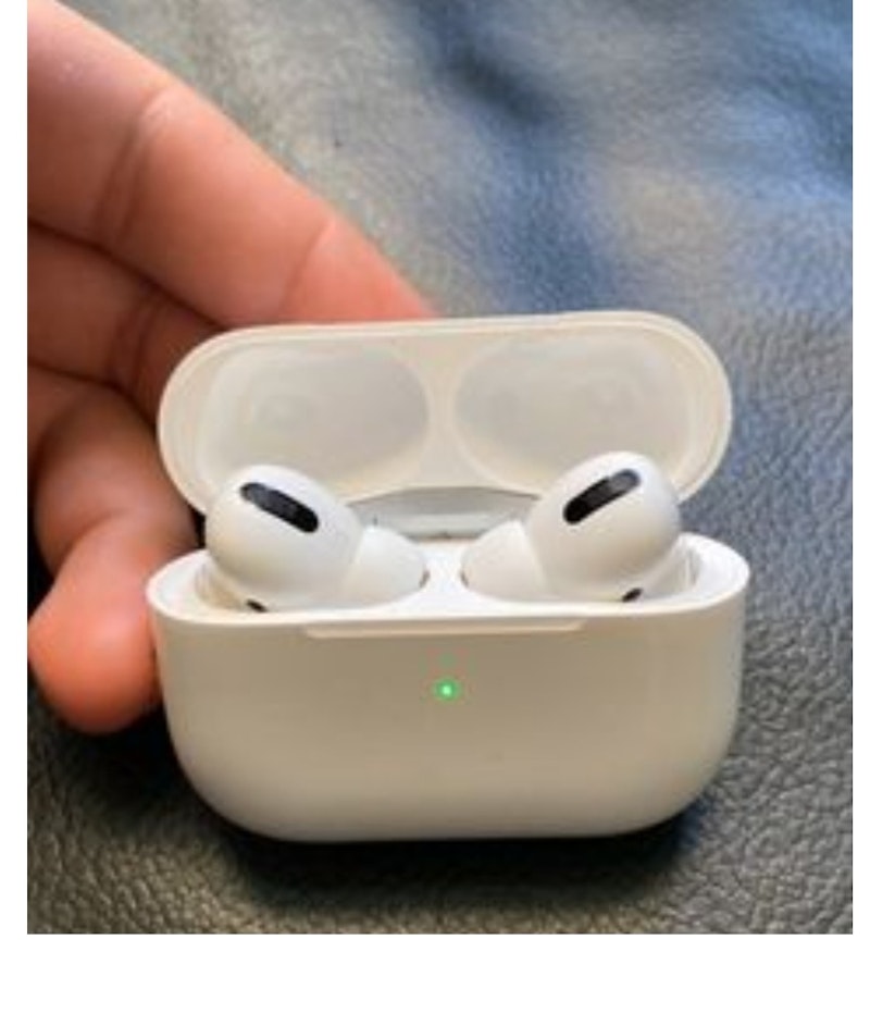 Airpods Pro. 